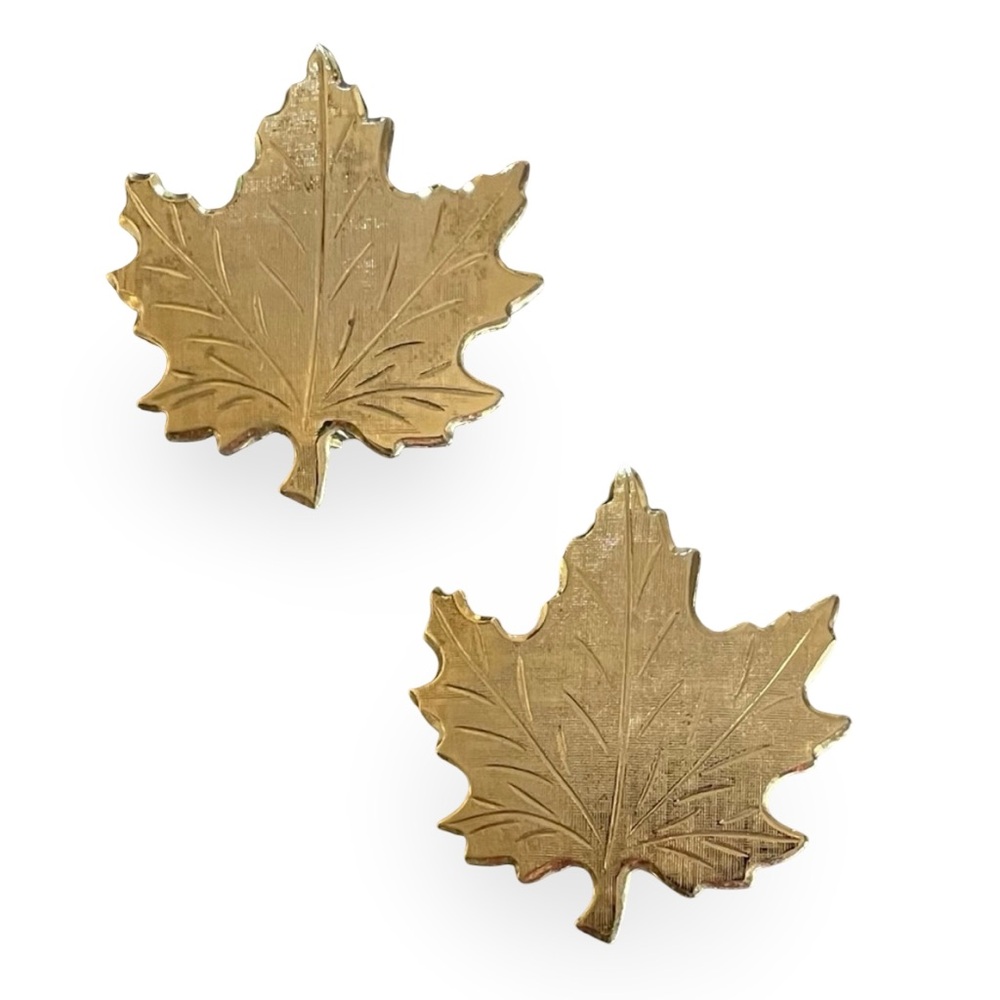Vintage Goldtone Pair Of Maple Leaf Scatter Pins